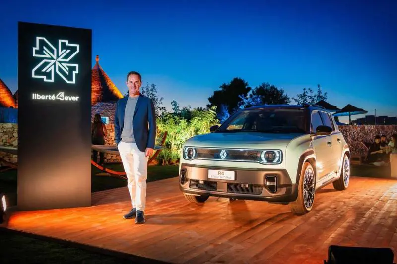 Renault al Viva Festival. Guigues: “Elettrico? Non per tutti. E i marchi cinesi non hanno ancora la struttura”