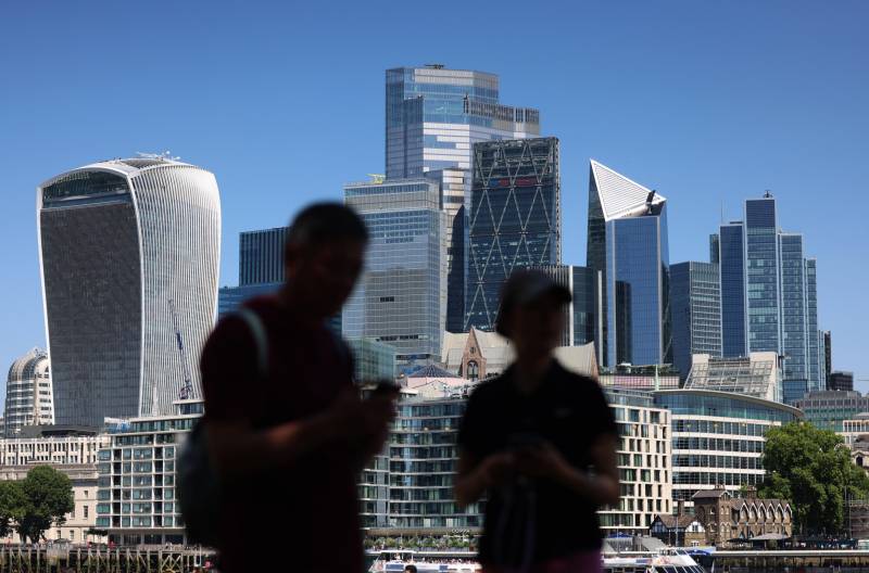 Canary Wharf London 2025