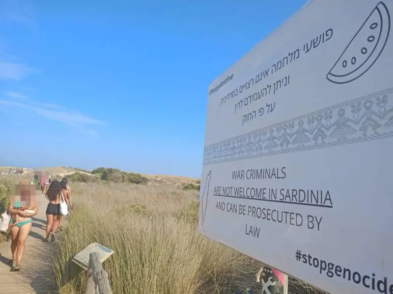 Immagine di Mario Carboni, Facebook. Spiaggia di "Su Giudeu"