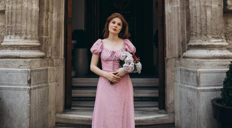 Rosa antico, come abbinarlo e perché è il colore dell'armadio di settembre