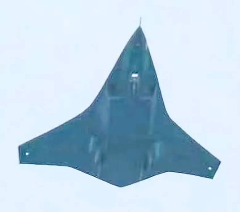 Wing Loong-2 e GJ-2: la Cina lancia la rivoluzione volante con jet stealth e droni