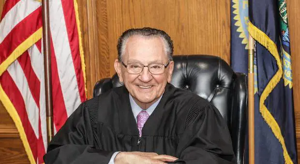 Il giudice Frank Caprio (Foto social)