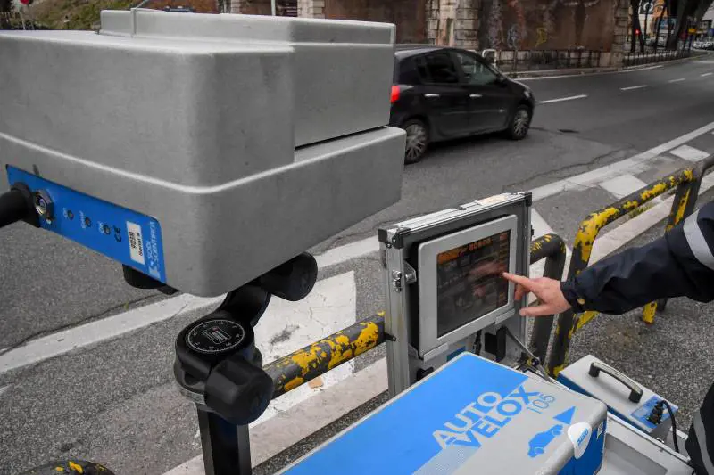 Autovelox sulle strade d'Italia a fine agosto: ecco dove saranno e quali sono le sanzioni 