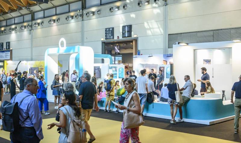 Grande affluenza di pubblico e di ministri allo stand Acea per la 46ª edizione del Meeting di Rimini