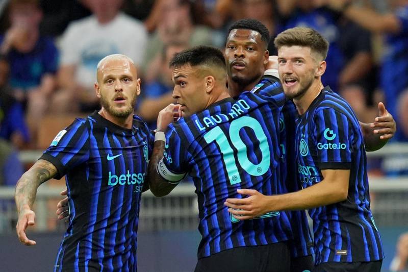Inter Udinese Dumfries celebrazione