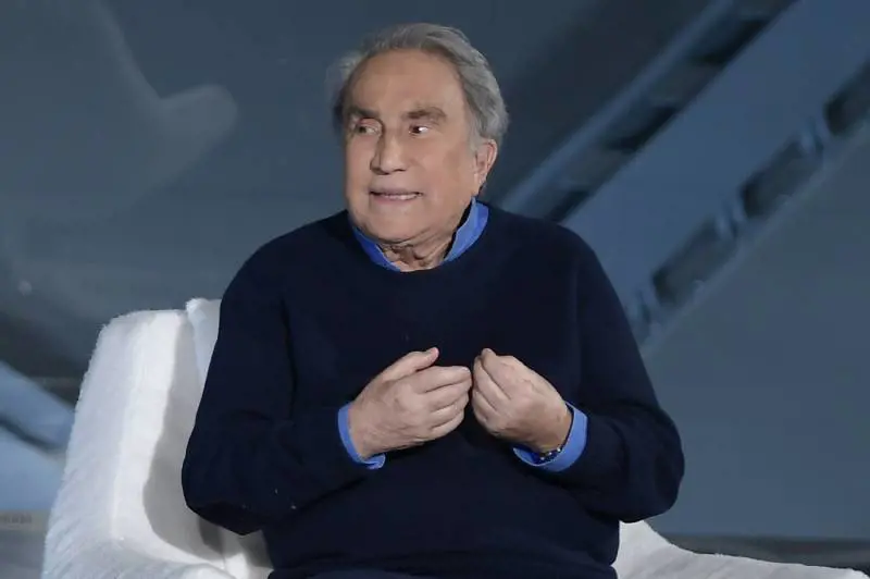 Emilio Fede e la sua collezione segreta: "I miei peluche? Sono la mia piccola famiglia"