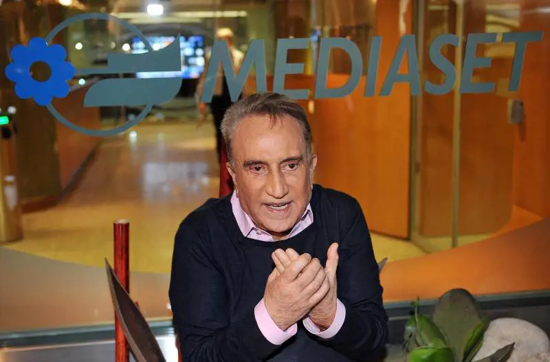 Emilio Fede, il saluto della politica
