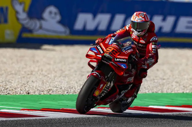 MotoGP, Marc Marquez conquista la Sprint Race al Montmelò e allunga in testa alla classifica