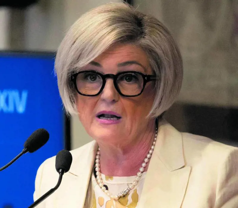 Calderone: "Accanto alle imprese e meno tasse sul welfare"