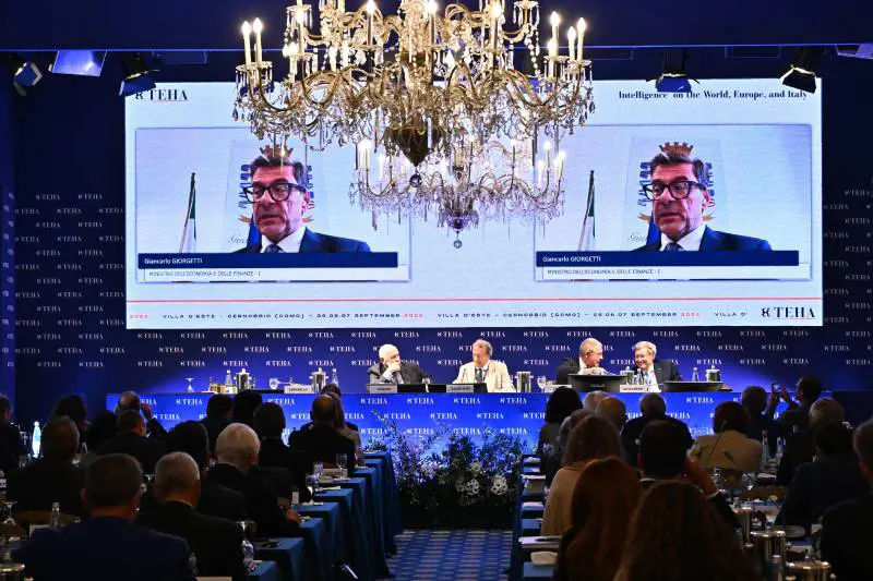 Giorgetti: "Non serviranno manovre correttive"