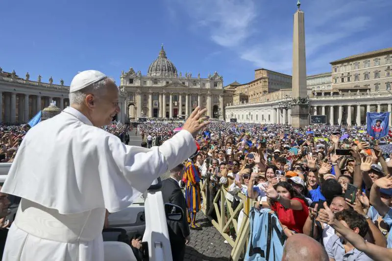 Acutis e Frassati sono santi: la festa degli 80mila giovani