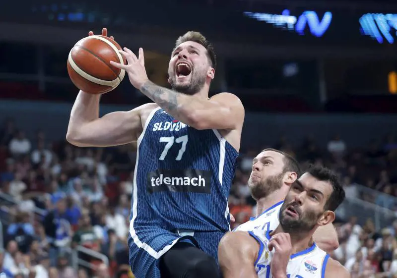 Doncic batte da solo l'Italbasket. E Pozzecco annuncia l'addio