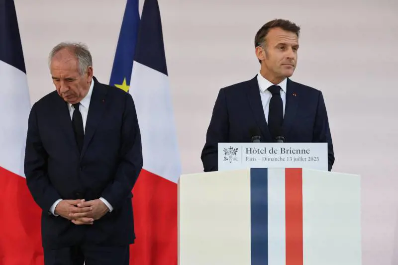 Il debito francese costa più di quello italiano: è la prima volta dall’avvento dell'euro