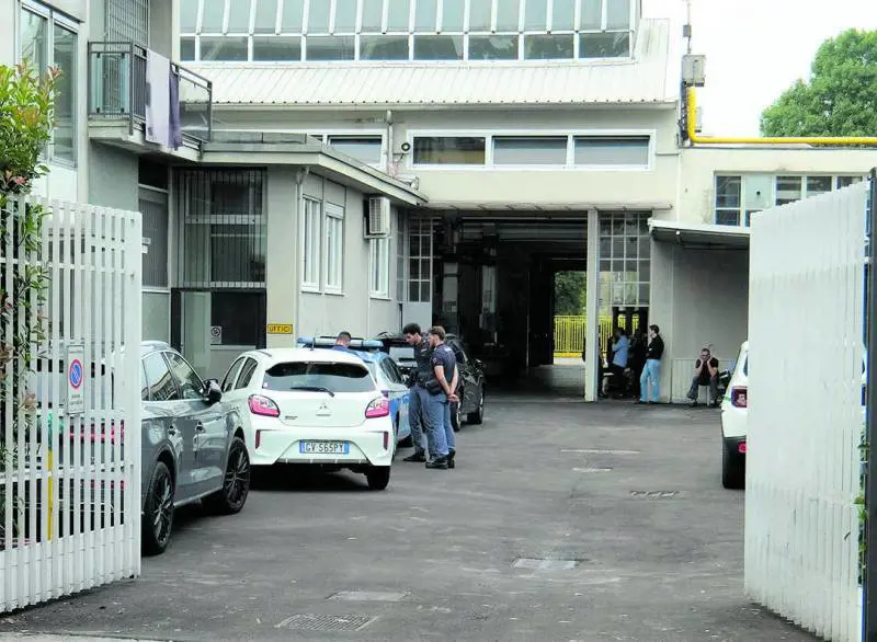 Due incidenti sul lavoro in una mattina: un morto e un ferito grave