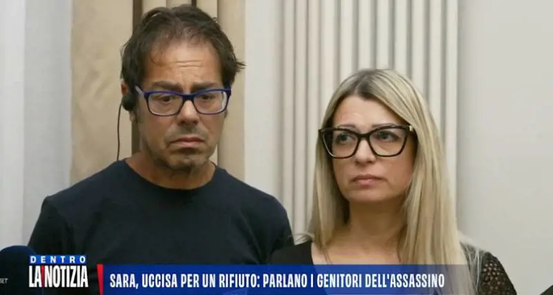 Un frame dell'intervista dei genitori di Stefano Argentino a Mediaset
