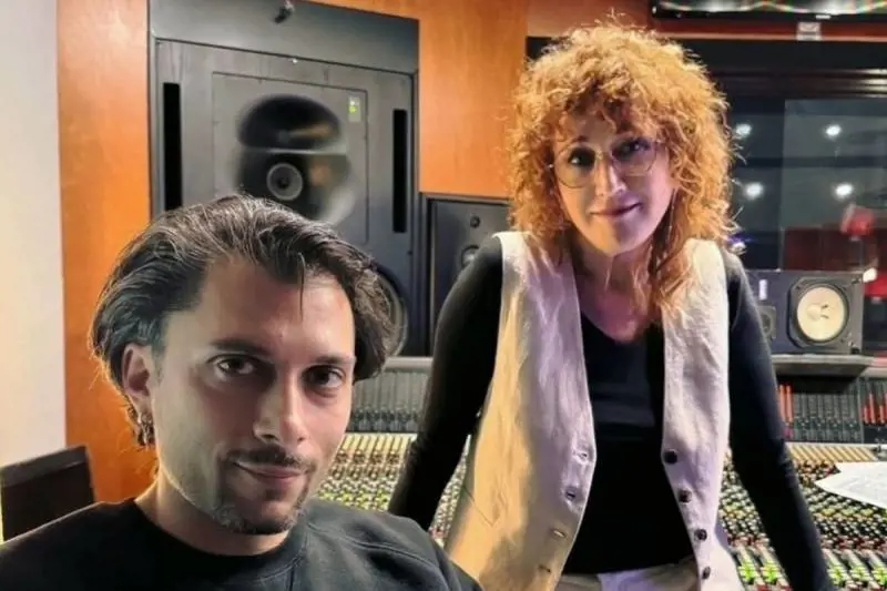  Fiorella Mannoia, chi è il giovane marito e noto produttore conosciuto ad Amici