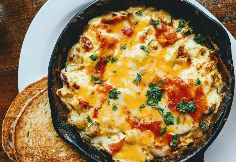 Frittata, come prepararla quando si è a dieta: 7 ricette senza grassi