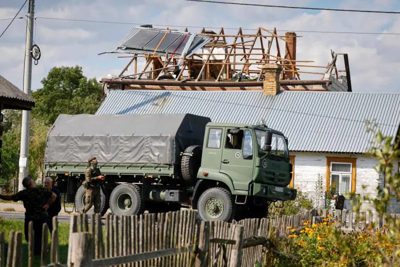 Fonti Nato: "Droni russi diretti verso il deposito di armi per l'Ucraina". E Varsavia stila l'elenco delle fake news di Mosca | Diretta