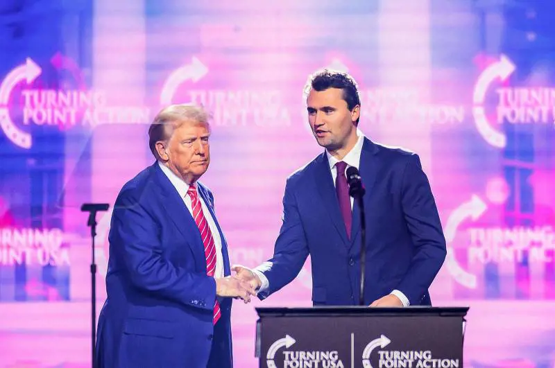 I pro Pal esultano per la morte di Charlie Kirk: "Sionista"