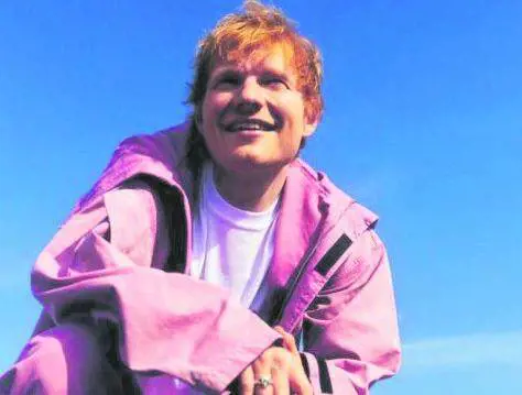 Ed Sheeran, il nuovo disco è un incrocio di culture (piene di colori)