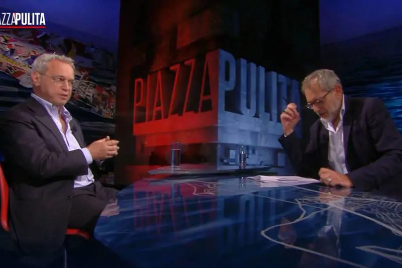 "Usiamo la parola genocidio". "Io non lo vedo". Scontro Formigli-Mentana su Israele 