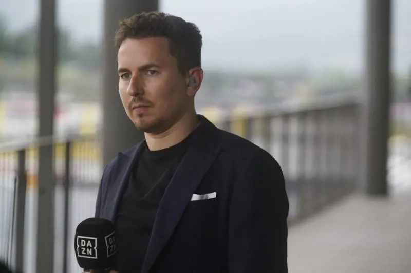 Jorge Lorenzo: "Ho comprato una ruota panoramica a Vieste, ma sono stato truffato"