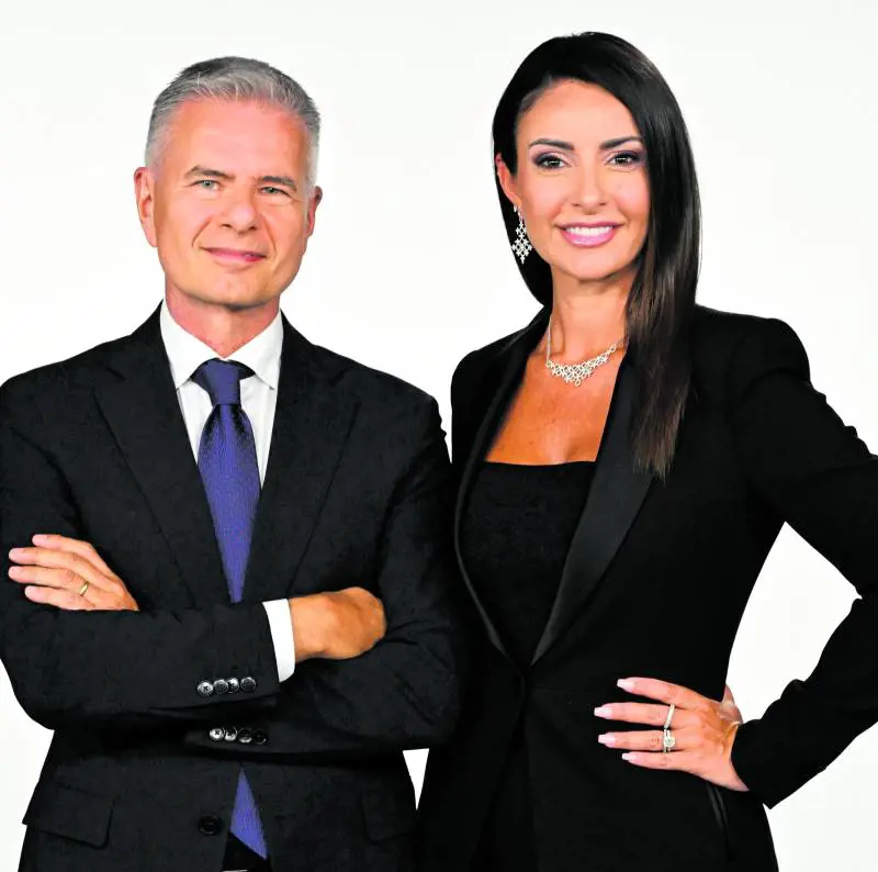 "Pressing" a tutto campo con il calcio e non solo