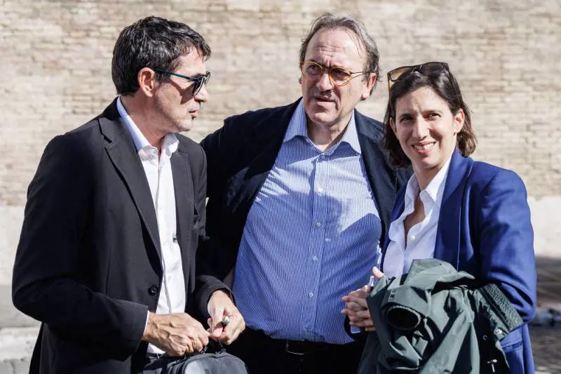 La sinistra accusa Meloni: "Straparla, vuole incendiare il clima politico"