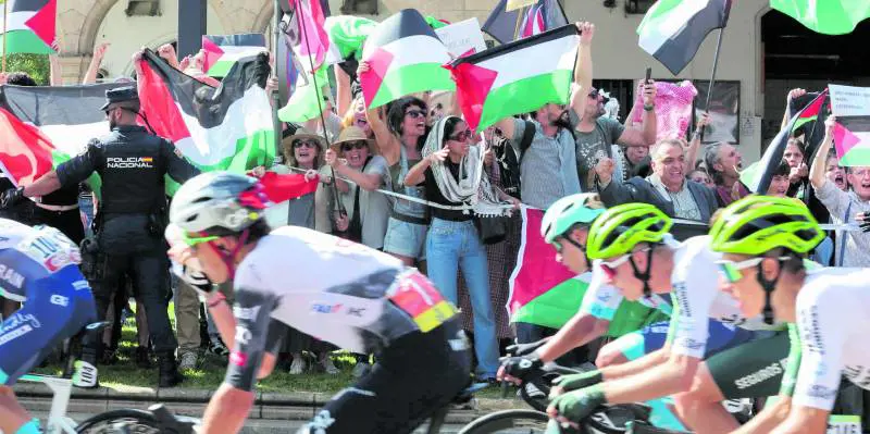 La guerra a Gaza "investe" la Vuelta