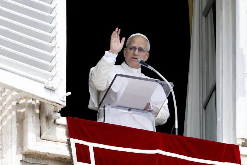 Il Papa e la sfida da leader mondiale: "Tra guerre e Musk siamo nei guai"