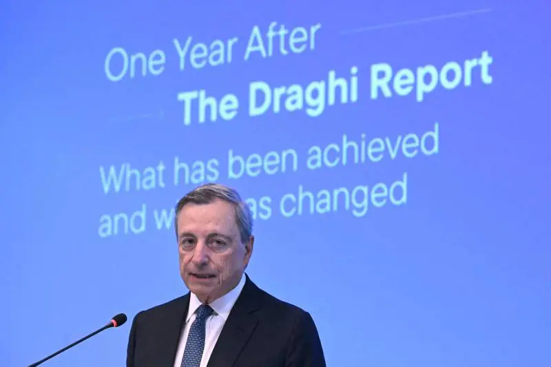 Draghi dà la sveglia all'Europa: "Rischiamo la sovranità"
