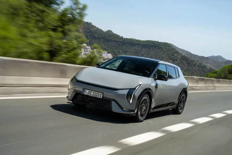 Kia EV4: non solo un'auto elettrica ma una dichiarazione d'intenti