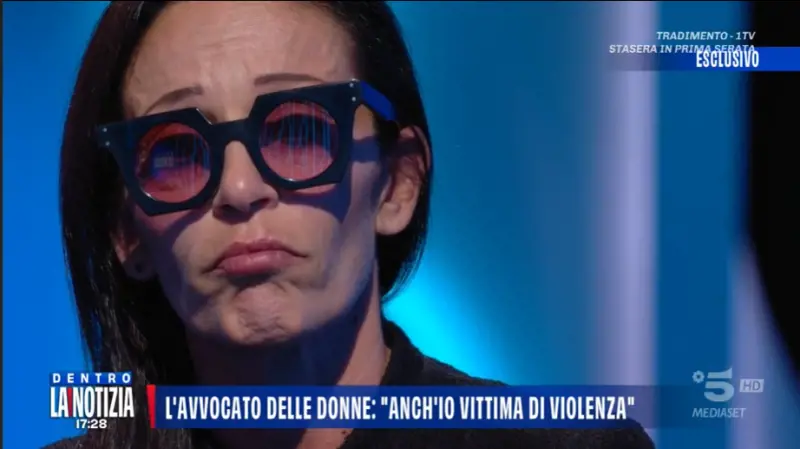 Solange Marchignoli racconta la violenza subita: "Così sono sopravvissuta. Lui non voleva andassi in tv”