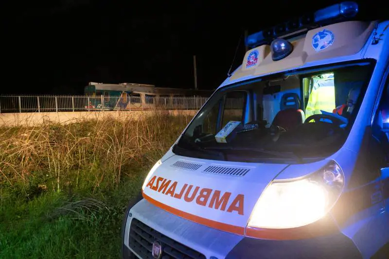 Brivio (Lecco), due amiche di 21 anni falciate e uccise sulla provinciale