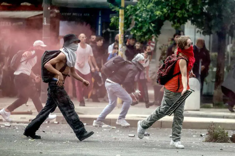 Schlein e Conte condannano le violenze Pro-Pal, ma attaccano: "Il governo riconosca la Palestina"