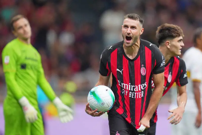 Coppa Italia, tutto facile per il Milan: Gimenez, Nkunku e Pulisic affondano il Lecce