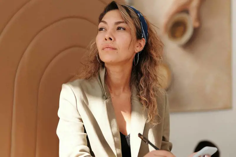 Giacche 2025: i modelli da avere questo autunno amati da tutte