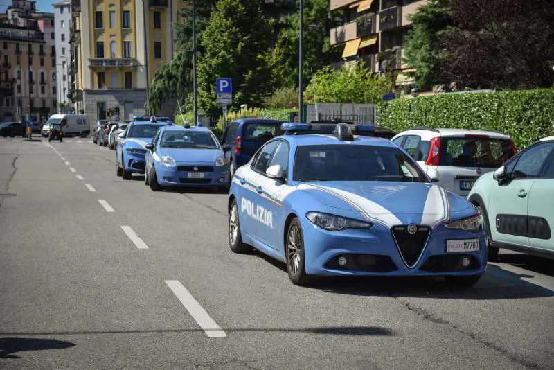 "Verbali falsi per fare carriera". Indagati sette poliziotti a Milano