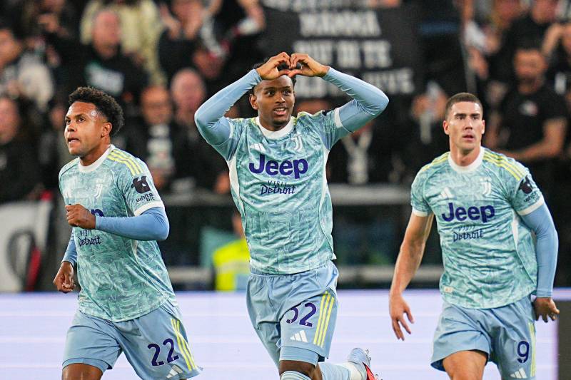 Juventus Atalanta Cabal celebrazione