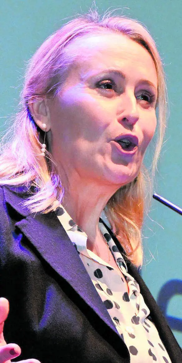 La mossa di Forza Italia: "Parlamentari in lista"