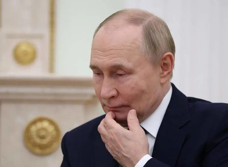 Cancro, Parkinson, malattie neurologiche: tutti i dubbi sulla salute di Putin 
