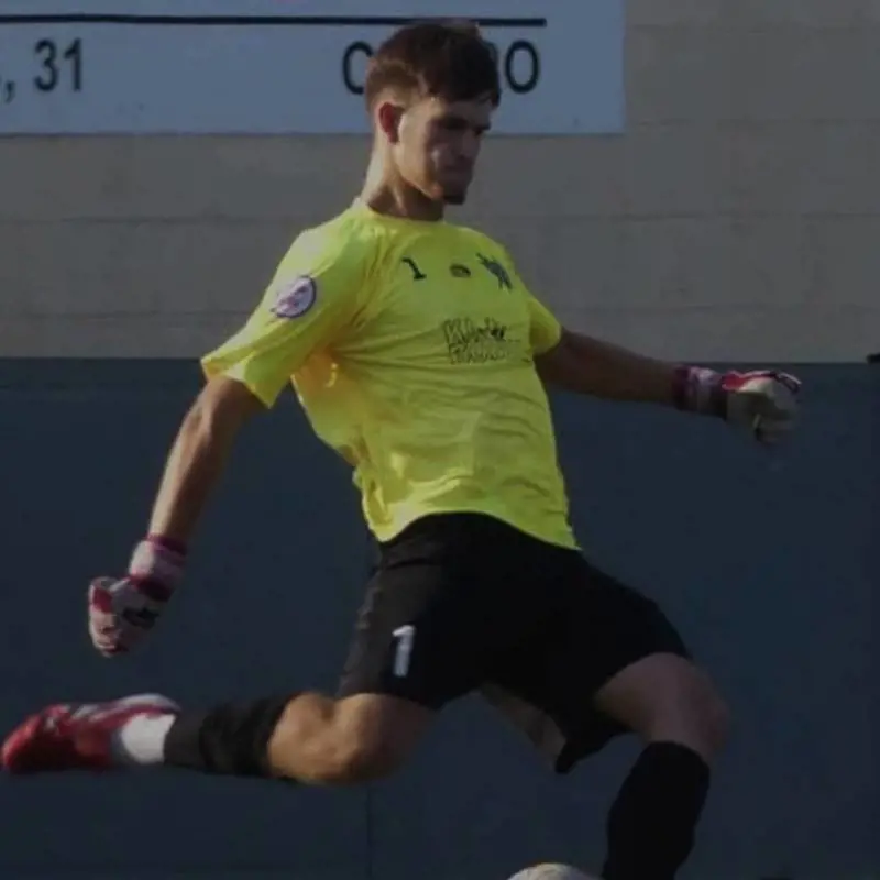 Muore per un trauma cranico: calcio spagnolo in lutto per Raul Ramirez