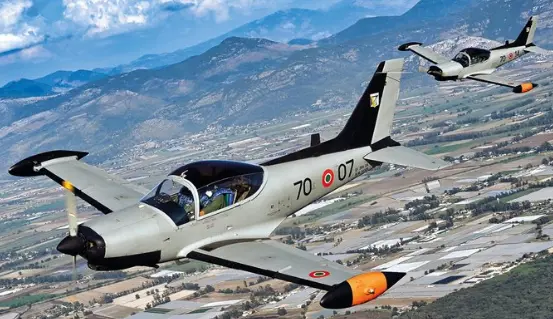 Precipita aereo dell'Aeronautica militare: morti i due piloti