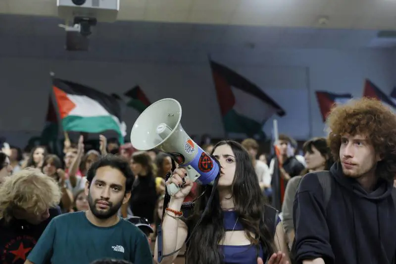 La Sapienza, occupata anche Giurisprudenza. Il prof: "Svariati reati, cambiate facoltà"
