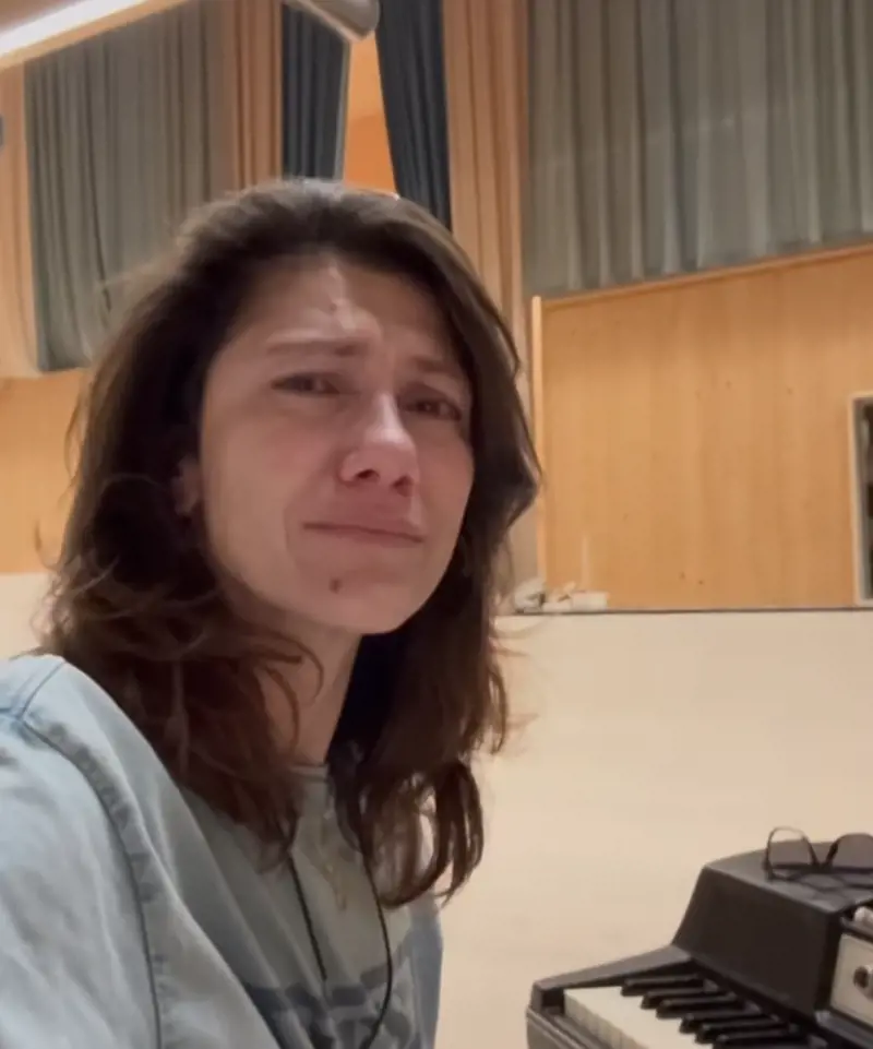 Elisa piange per la Flotilla. "Ora portateli voi gli aiuti"