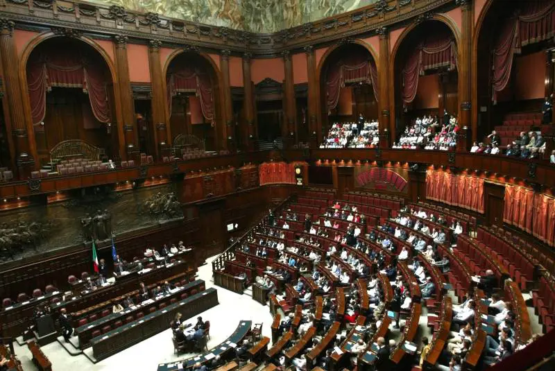 Sì al piano Usa per Gaza: a Montecitorio passa la mozione della maggioranza