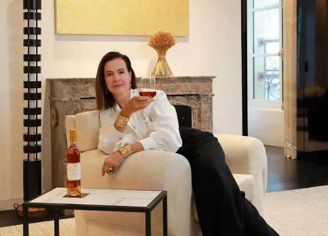 Carole Bouquet