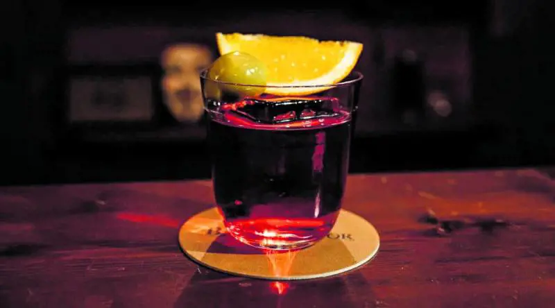 La magia di "Backdoor 43", il bar più piccolo del mondo
