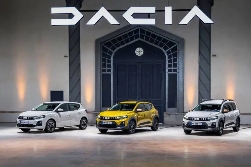 Dacia, la gamma si rinnova: Hybrid 155 su Sandero, Sandero Stepway e Jogger