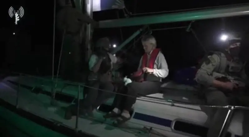 La Flottiglia accusa Israele, ma i video smentiscono il "rapimento" denunciato dagli attivisti